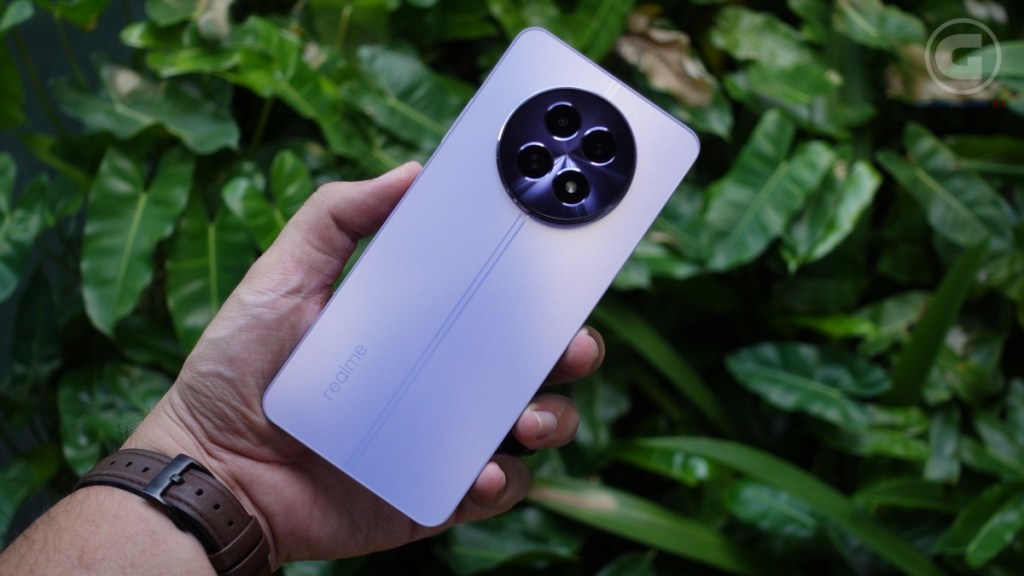 Inilah Keunggulan realme 12 5G yang Pas Untuk Abadikan Momen Liburan &&nbsp;Idulfitri